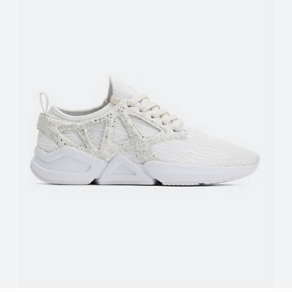 Fabletics Shoes - Fabletics Redondo Sneakers